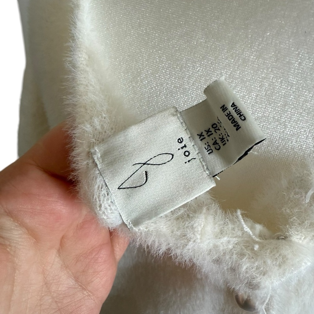 Joie NWOT Elegant White Women's Sweater cardigan with pearls XL fuzzy - Picture 5 of 12